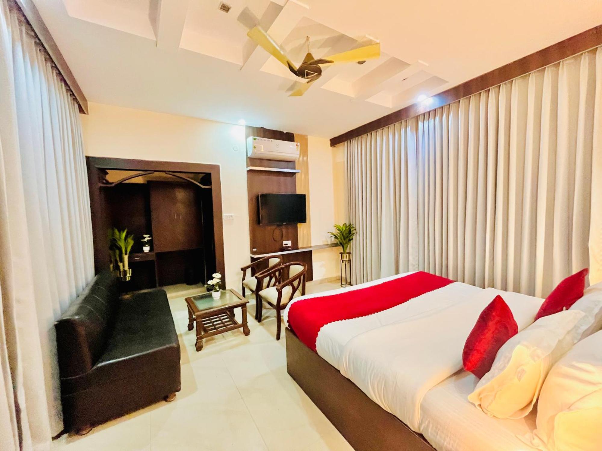The Ramawati - A Four Star Luxury Hotel Near Ganga Ghat Haridwar Exterior photo