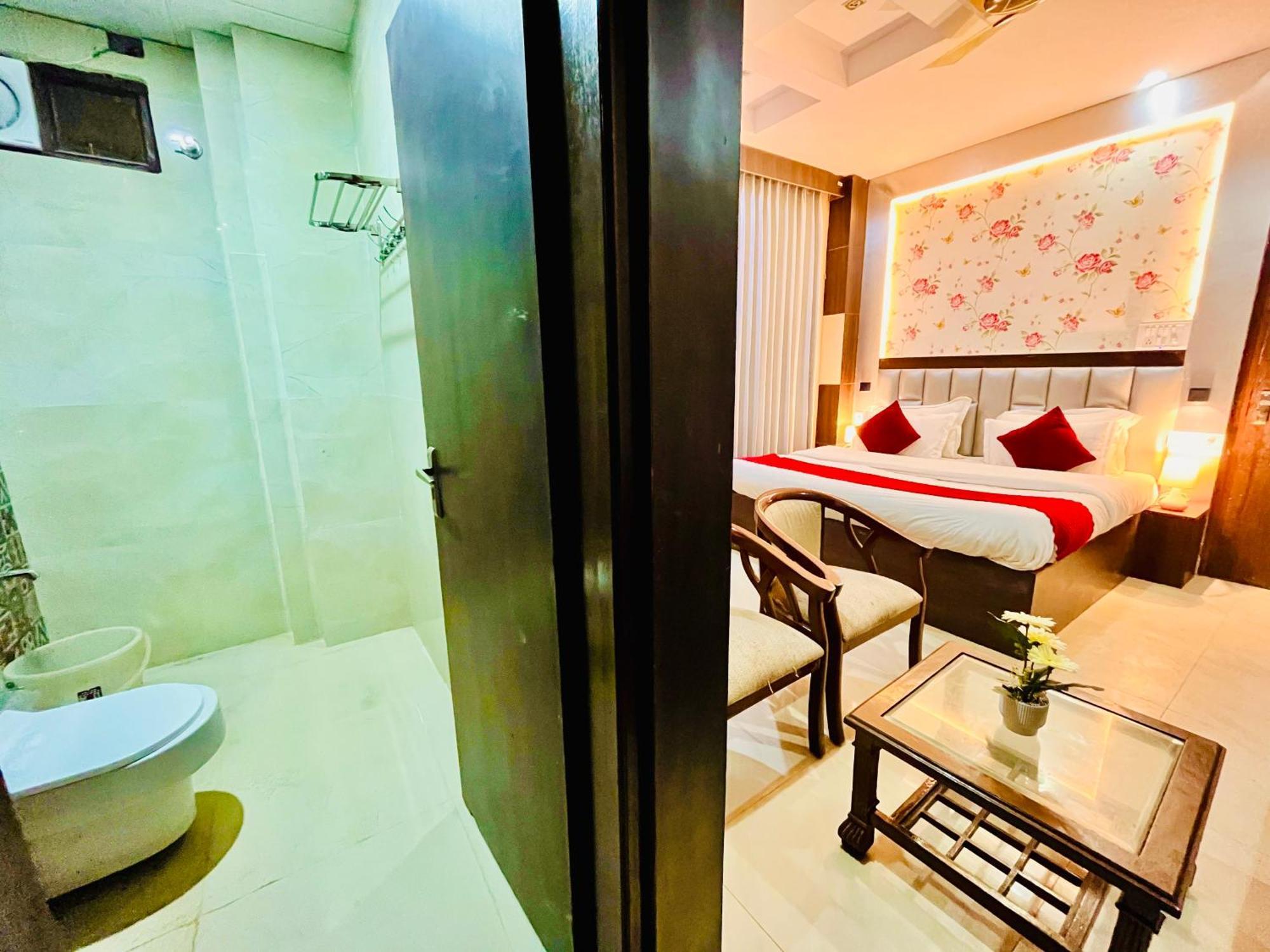 The Ramawati - A Four Star Luxury Hotel Near Ganga Ghat Haridwar Exterior photo